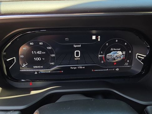 Used 2023 GMC Yukon Denali Ultimate AWD/4WD image 17