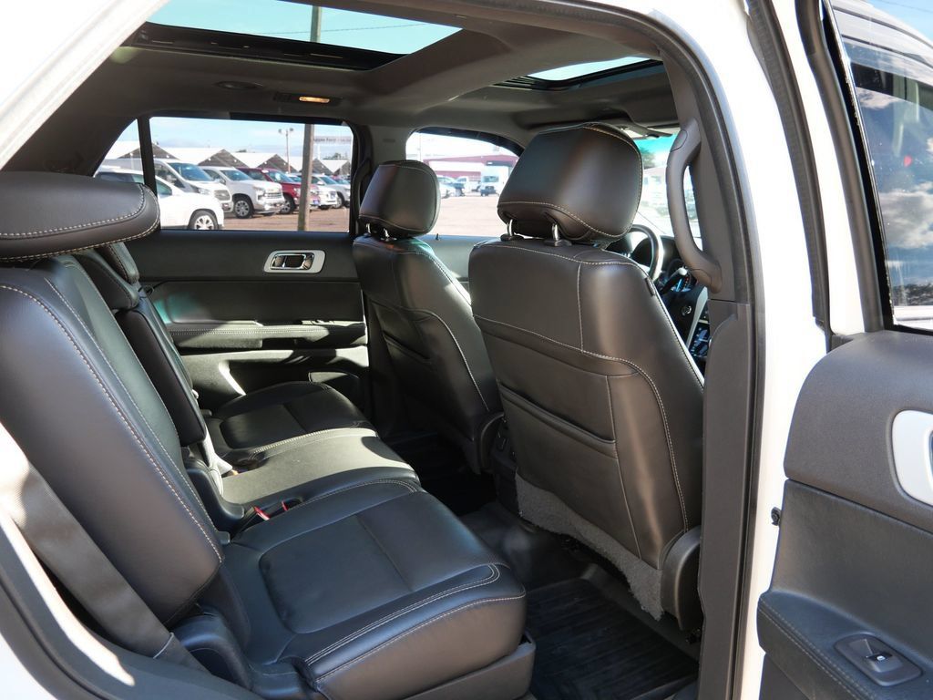Used 2015 Ford Explorer Sport w/ Equipment Group 401A AWD/4WD image 13