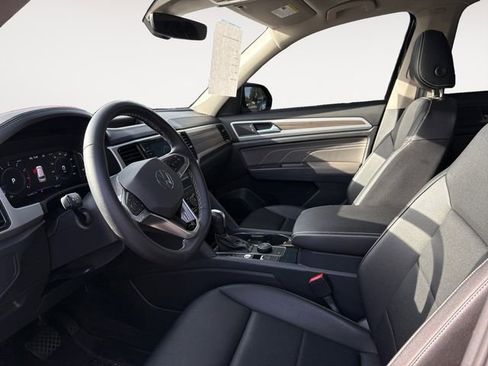 Used 2023 Volkswagen Atlas SEL image 9