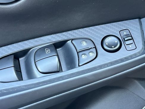 Certified 2025 Nissan Sentra SV FWD image 14