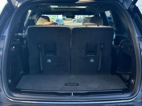 New 2025 Jeep Grand Cherokee L Limited image 9