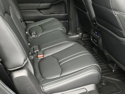 Certified 2026 Honda Pilot Touring image 26