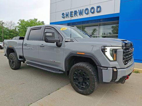 Used 2025 GMC Sierra 3500 AT4 AWD/4WD image 1