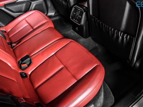 Used 2024 Porsche Macan Base w/ Premium Plus Package image 23