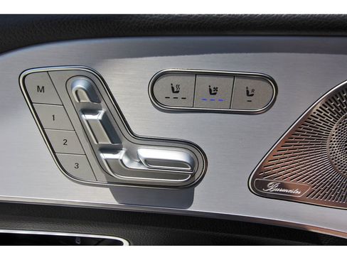 Used 2025 Mercedes-Benz GLS 450 4MATIC image 28