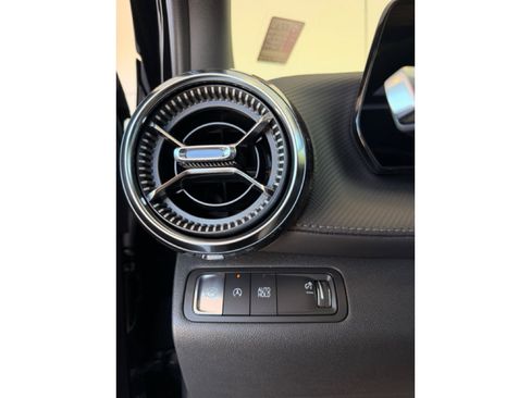 New 2026 Chevrolet Equinox LT w/ Midnight Edition FWD image 8