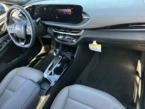 Used 2024 Buick Envista Avenir FWD image 30