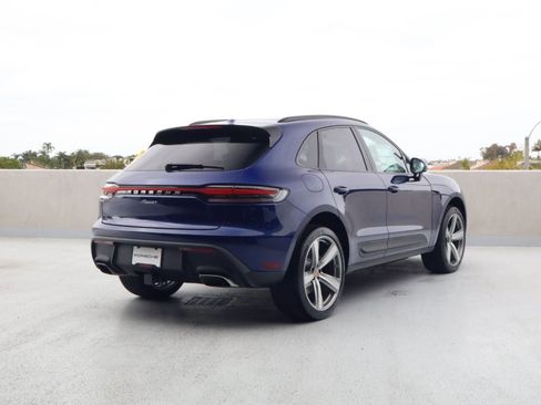 New 2026 Porsche Macan AWD/4WD image 9