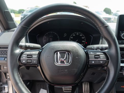 Used 2024 Honda Civic Sport image 11