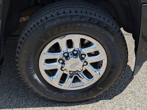 Used 2016 Chevrolet Silverado 3500 High Country w/ Duramax Plus Package AWD/4WD image 16