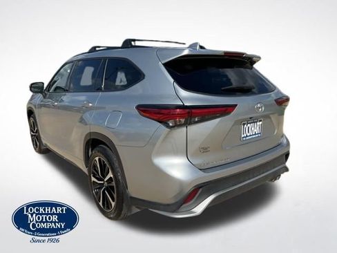 Used 2021 Toyota Highlander XSE image 4