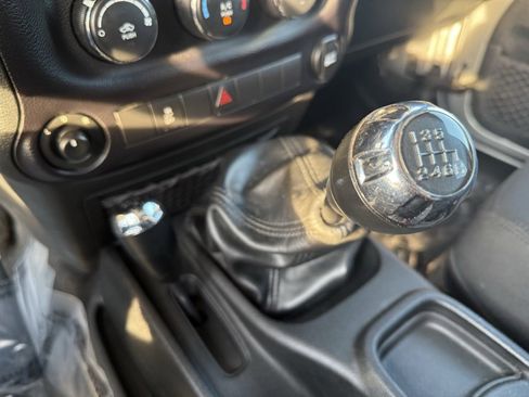 Used 2016 Jeep Wrangler Unlimited Sport w/ Power Convenience Group image 24