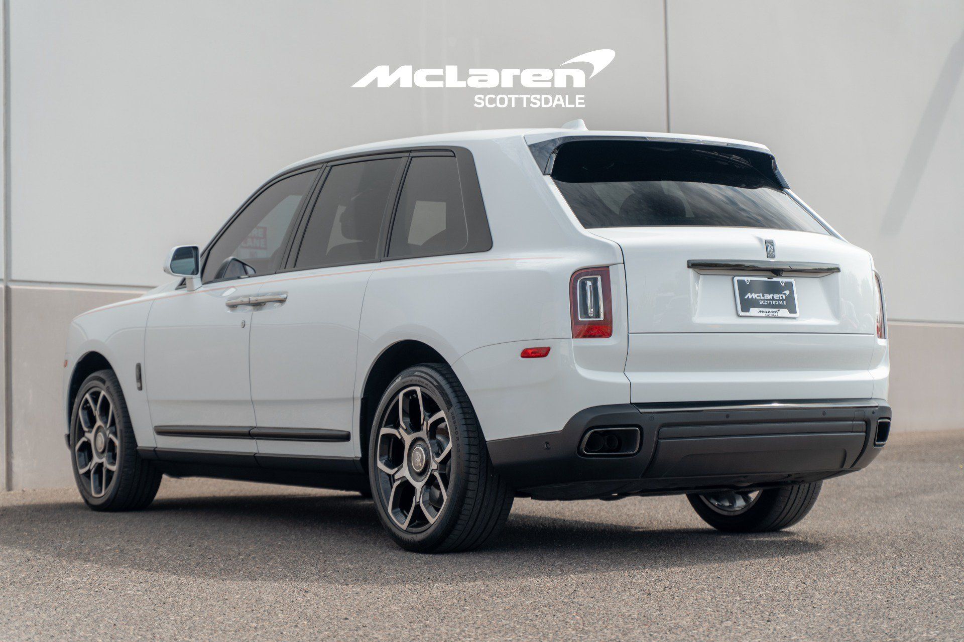 Used 2022 Rolls-Royce Cullinan Black Badge AWD/4WD image 5