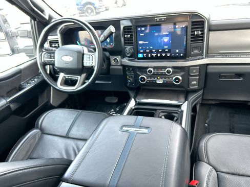 Certified 2025 Ford F350 Platinum image 26