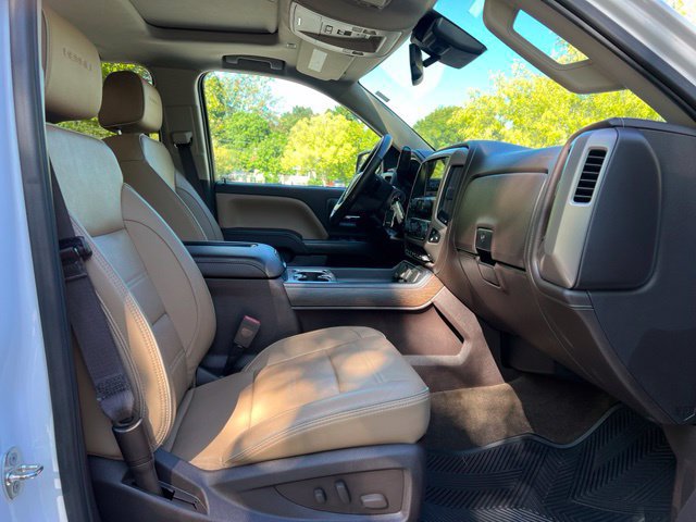 Used 2017 GMC Sierra 1500 Denali w/ Denali Ultimate Package AWD/4WD image 24