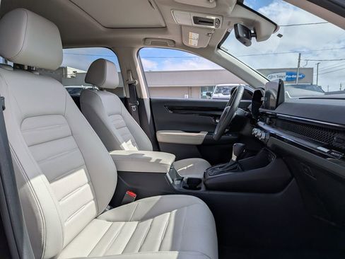 Used 2024 Honda CR-V EX-L image 32