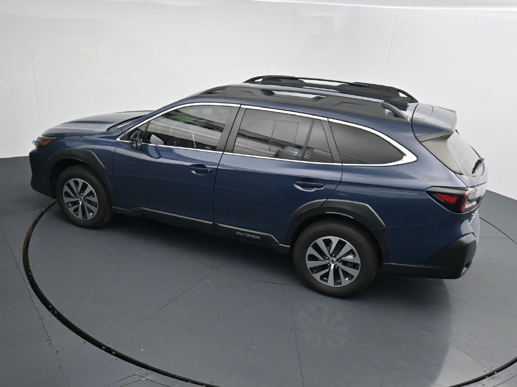 Used 2024 Subaru Outback Premium AWD/4WD image 27