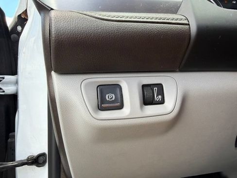 Used 2019 GMC Acadia SLT AWD/4WD image 26