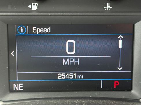 Used 2024 GMC Terrain SLE image 27