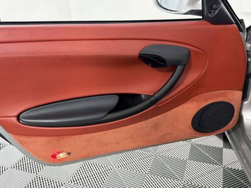Used 1997 Porsche Boxster RWD image 19