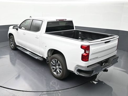 Used 2025 Chevrolet Silverado 1500 LT RWD image 14