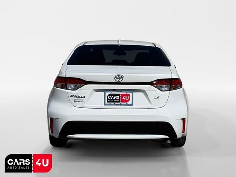 Used 2022 Toyota Corolla LE image 6