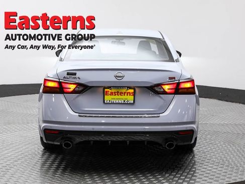 Used 2023 Nissan Altima 2.5 SR image 6