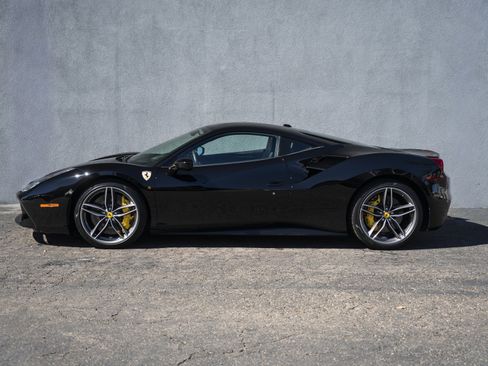 Certified 2016 Ferrari 488 GTB image 2
