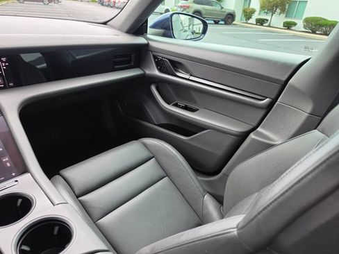 Used 2021 Porsche Taycan RWD image 47