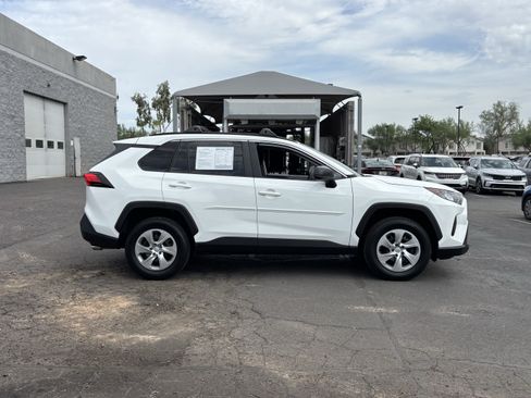 Used 2021 Toyota RAV4 LE w/ Carpet Mat Package (TMS) AWD/4WD image 2