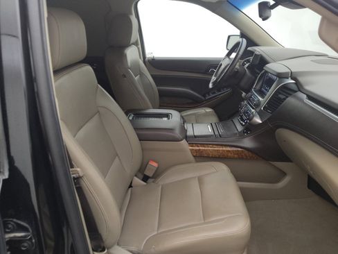 Used 2019 Chevrolet Tahoe Premier AWD/4WD image 21