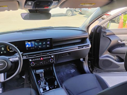 Used 2025 Hyundai Tucson SEL image 71