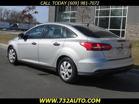 Used 2016 Ford Focus S image 10
