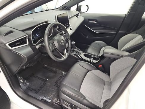 Used 2023 Toyota Corolla XSE FWD image 14