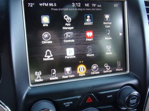 Used 2017 Jeep Grand Cherokee Laredo w/ Quick Order Package 2BE image 25