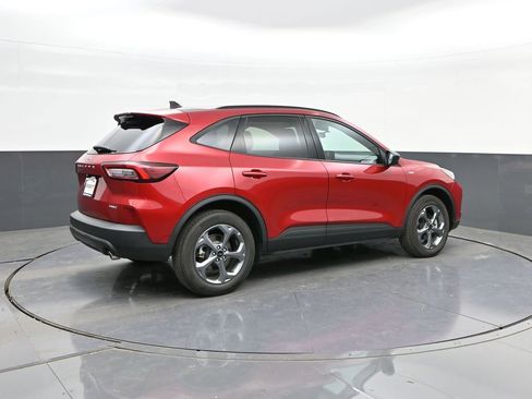 Certified 2025 Ford Escape ST-Line image 15