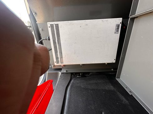 Used 2019 Ford Transit Connect XL image 29