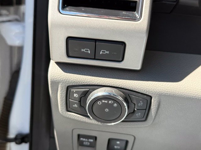 Used 2018 Ford F150 Lariat AWD/4WD image 19