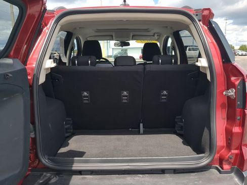 Used 2021 Ford EcoSport SE w/ SE Convenience Package image 13