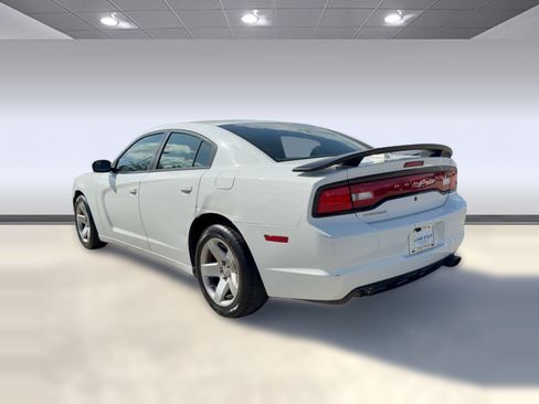 Used 2014 Dodge Charger Police w/ Street Appearance Group RWD image 3