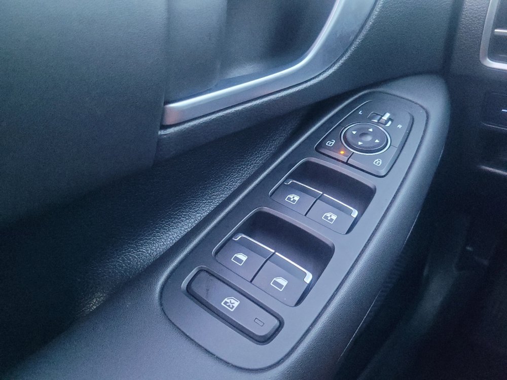 Used 2025 Hyundai Sonata SEL AWD/4WD image 27