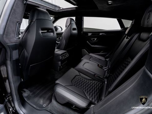 Used 2024 Lamborghini Urus S image 54