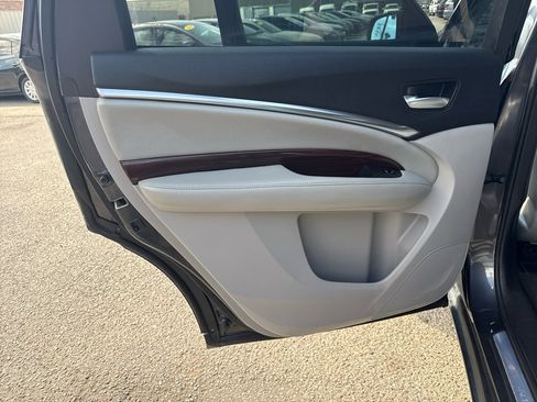 Used 2016 Acura MDX FWD image 19
