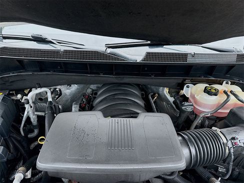 Used 2020 Chevrolet Silverado 1500 LT image 30