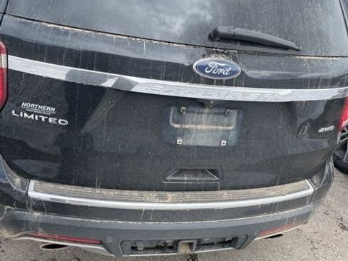 Used 2018 Ford Explorer Limited image 7
