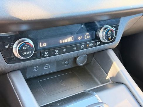 Used 2024 Mitsubishi Outlander SE AWD/4WD image 31