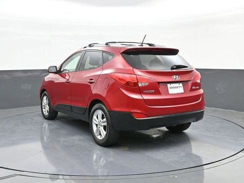 Used 2013 Hyundai Tucson GLS image 8