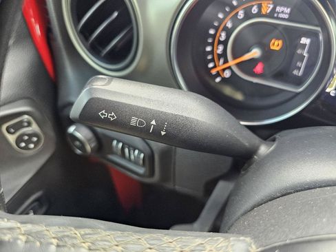 Used 2019 Jeep Wrangler Sport AWD/4WD image 33