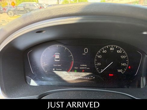 Used 2024 Honda Civic Sport image 11