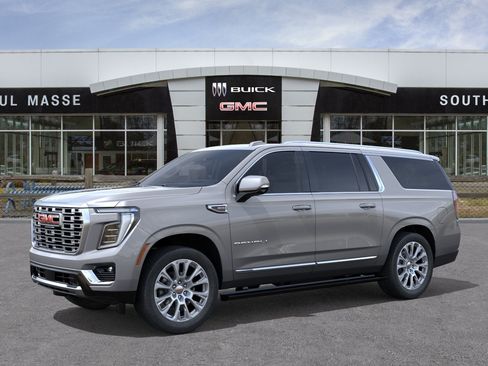New 2026 GMC Yukon XL Denali w/ Denali Reserve Package AWD/4WD image 2